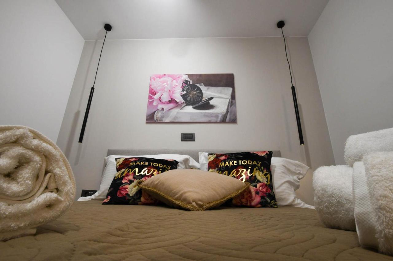 Orion Eco Suites Karteros Esterno foto