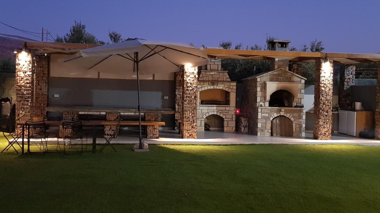 Orion Eco Suites Karteros Esterno foto